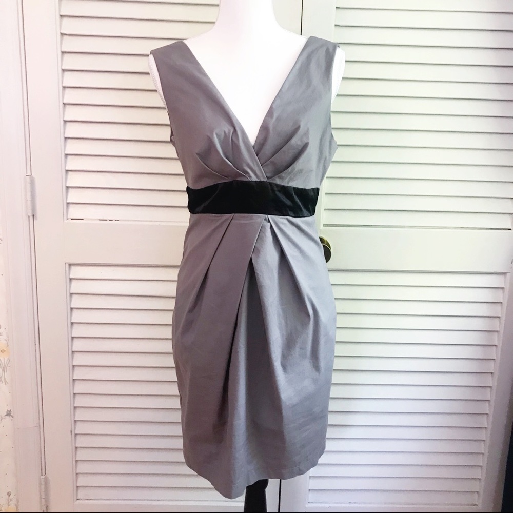 4/$25 Forever 21 gray deep v neck dress black